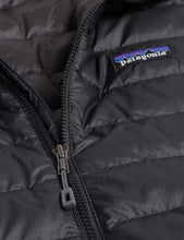 Load image into Gallery viewer, Patagonia Down Sweater Jacket - Black
