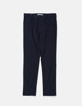 Load image into Gallery viewer, Norse Projects Aros Light Twill Chino (Slim) - Dark Navy Blue