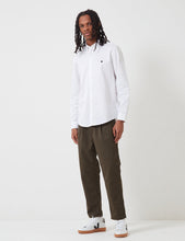 Load image into Gallery viewer, Carhartt-WIP L/S Madison Shirt - White/Dark Navy
