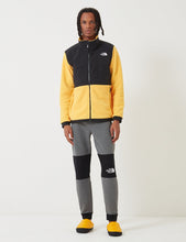 Load image into Gallery viewer, North Face Denali 2 Fleece Jacket - TNF Yellow
